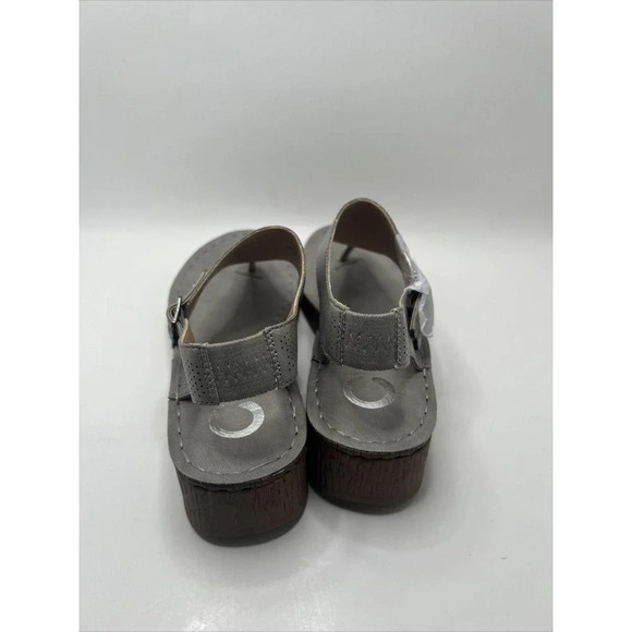 Journee Collection Womens Mckell Thong Sandal 7 summer grey gray wedge - Picture 3 of 5